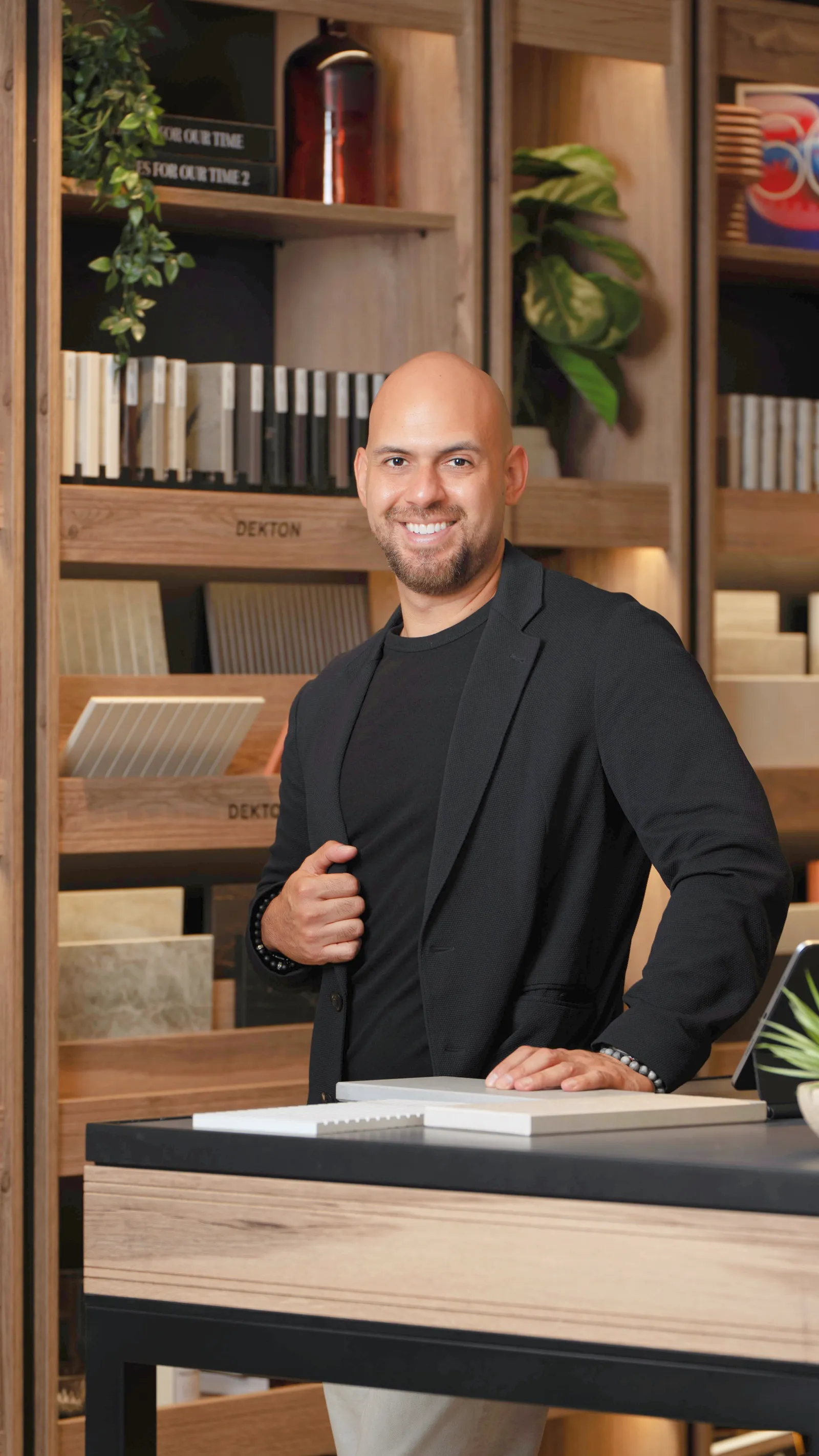 Portrait of Andres Gonzalez, founder of Cali Renderings
